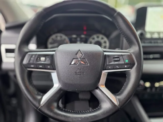 2024 Mitsubishi Outlander SE - Photo 30