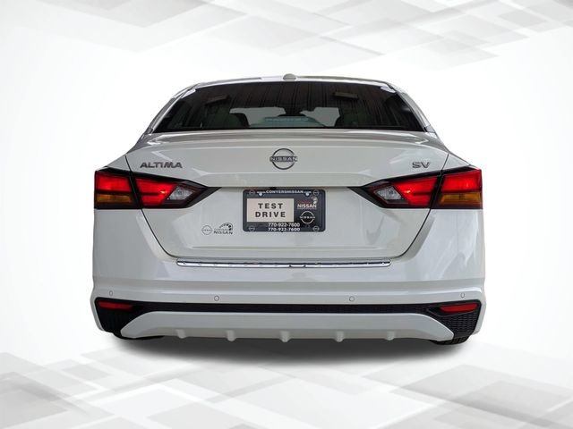 Used 2023 White Nissan 2.5 SV image 5