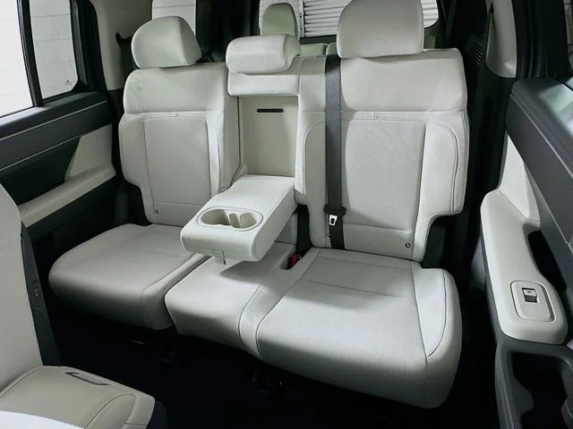 New 2026 Hyundai SANTA FE HYBRID SE