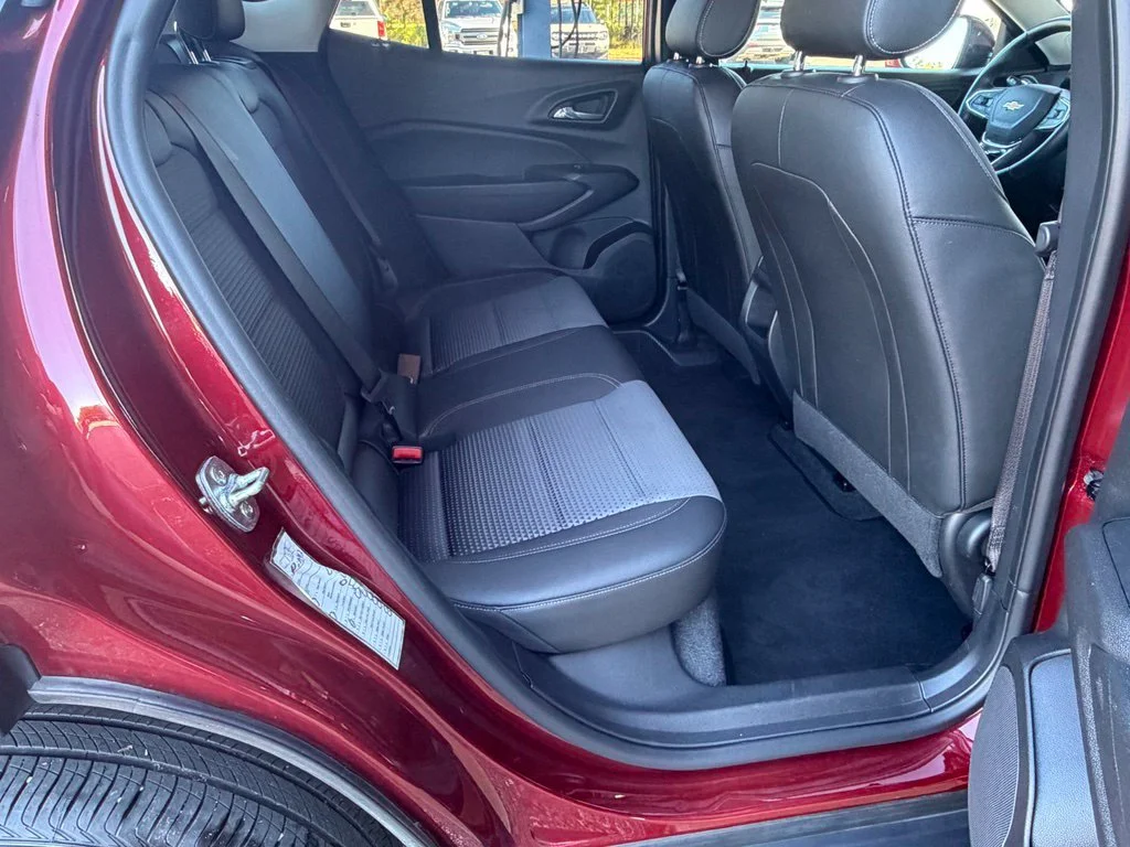 Used 2025 Red Chevrolet LT image 11