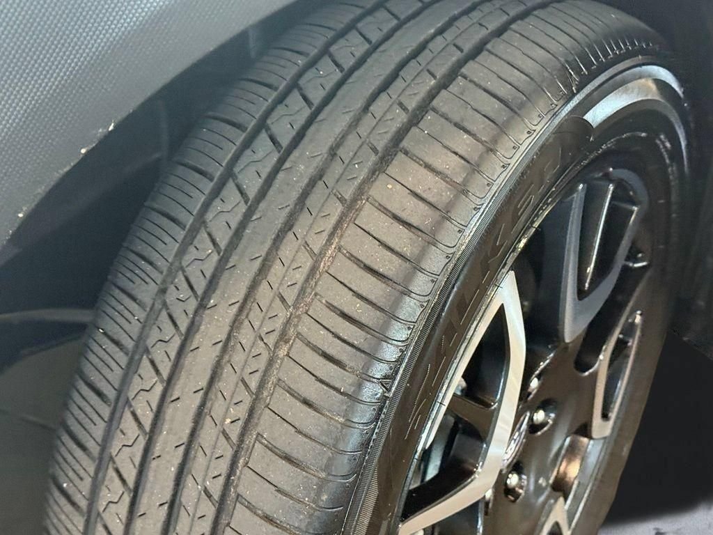 Used 2019 White Subaru Hybrid image 20