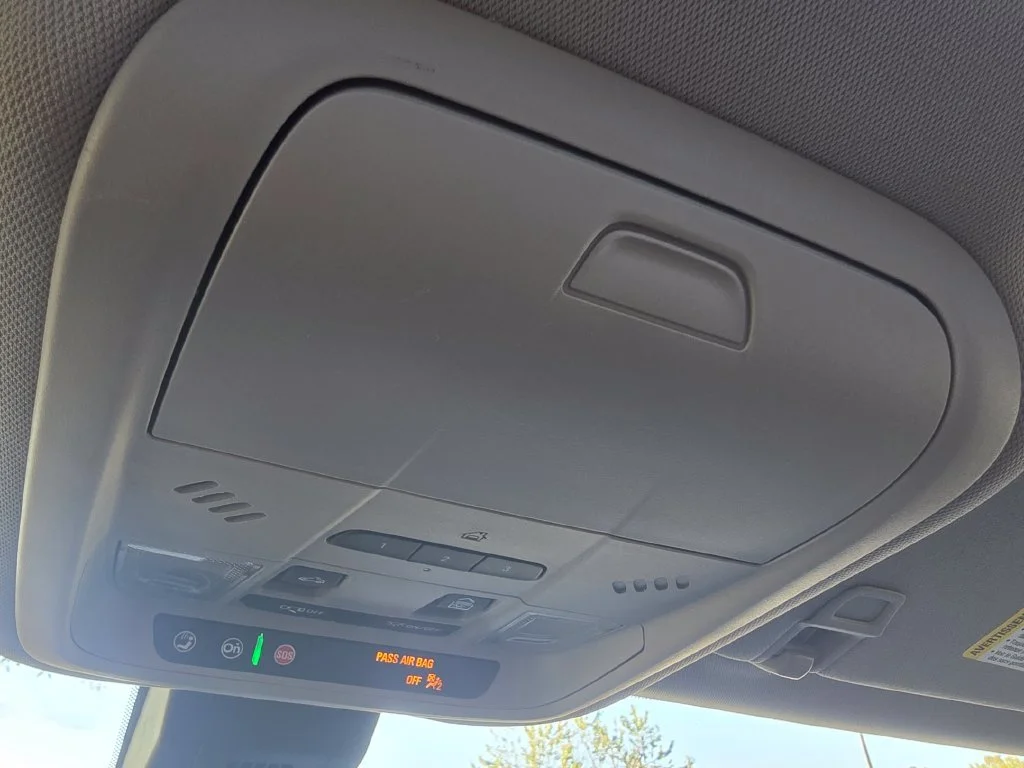 Certified Used 2020 SUMMIT WHITE Chevrolet LT image 35
