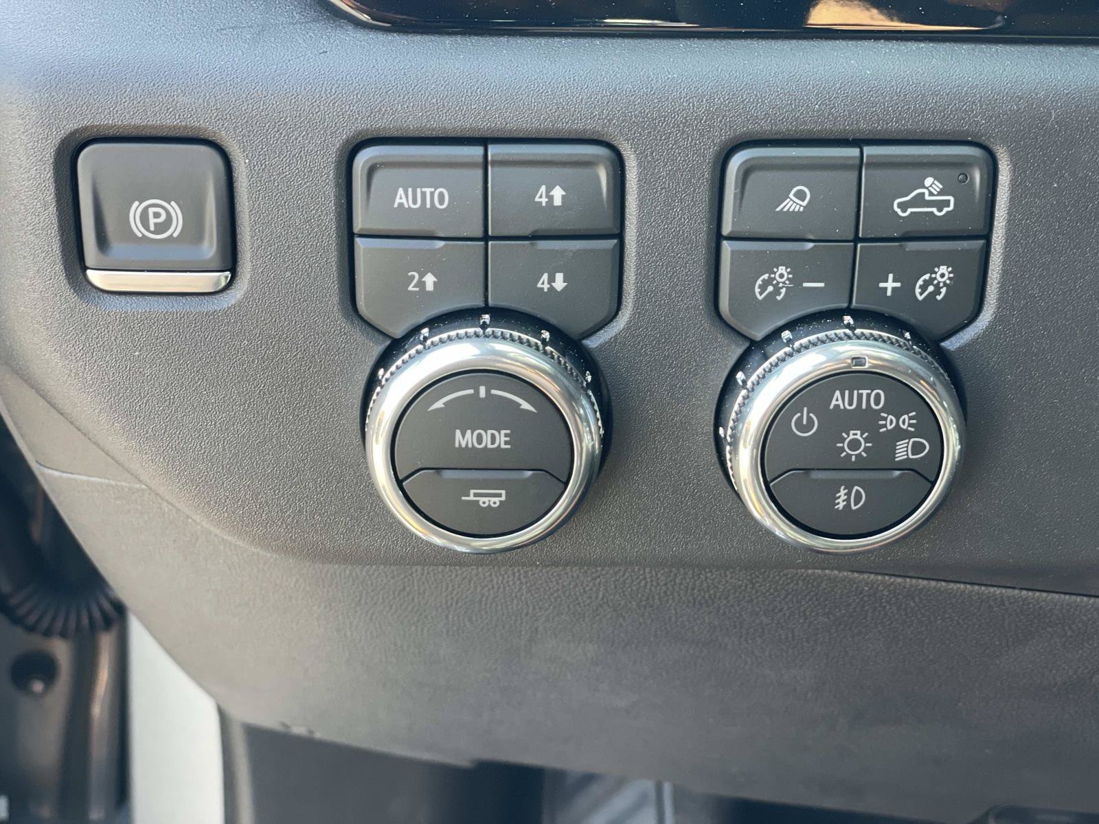 2026 GMC Sierra 1500 SLT - Photo 20