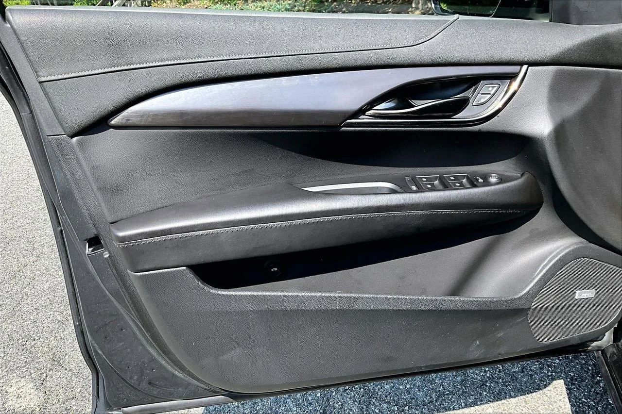 Used 2018 Gray Cadillac 2.0L Turbo image 26