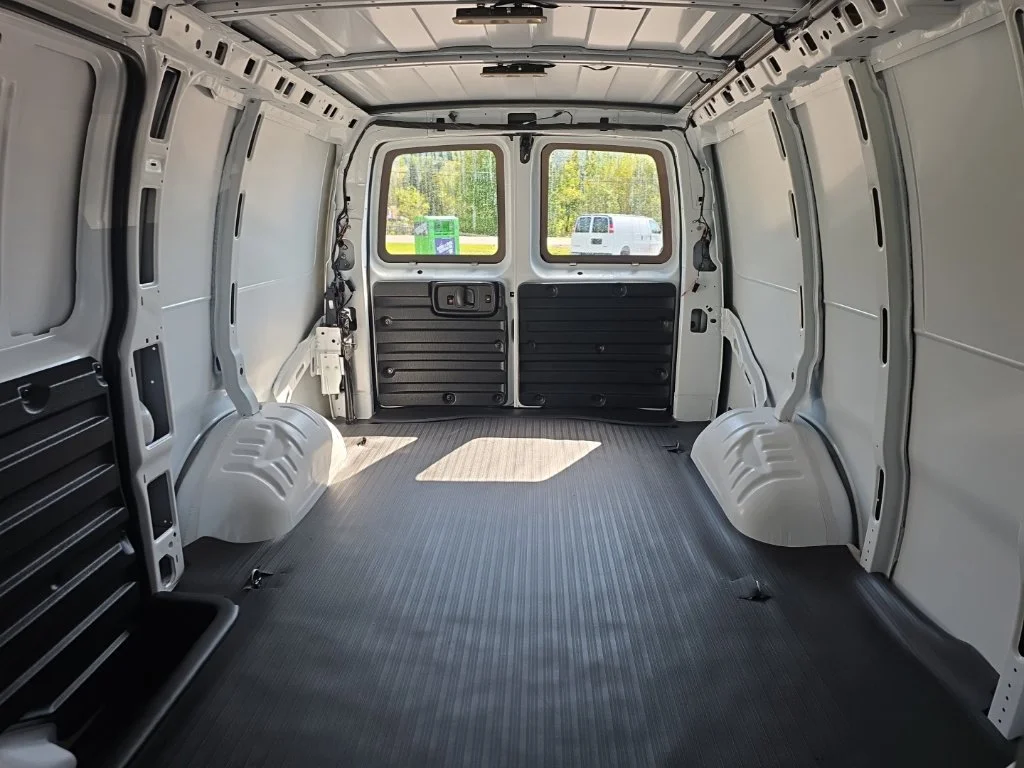 2026 GMC Savana Cargo Work Van - Photo 8