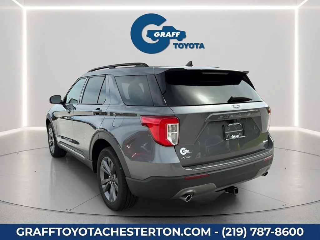 Used 2023 Gray Ford XLT image 9