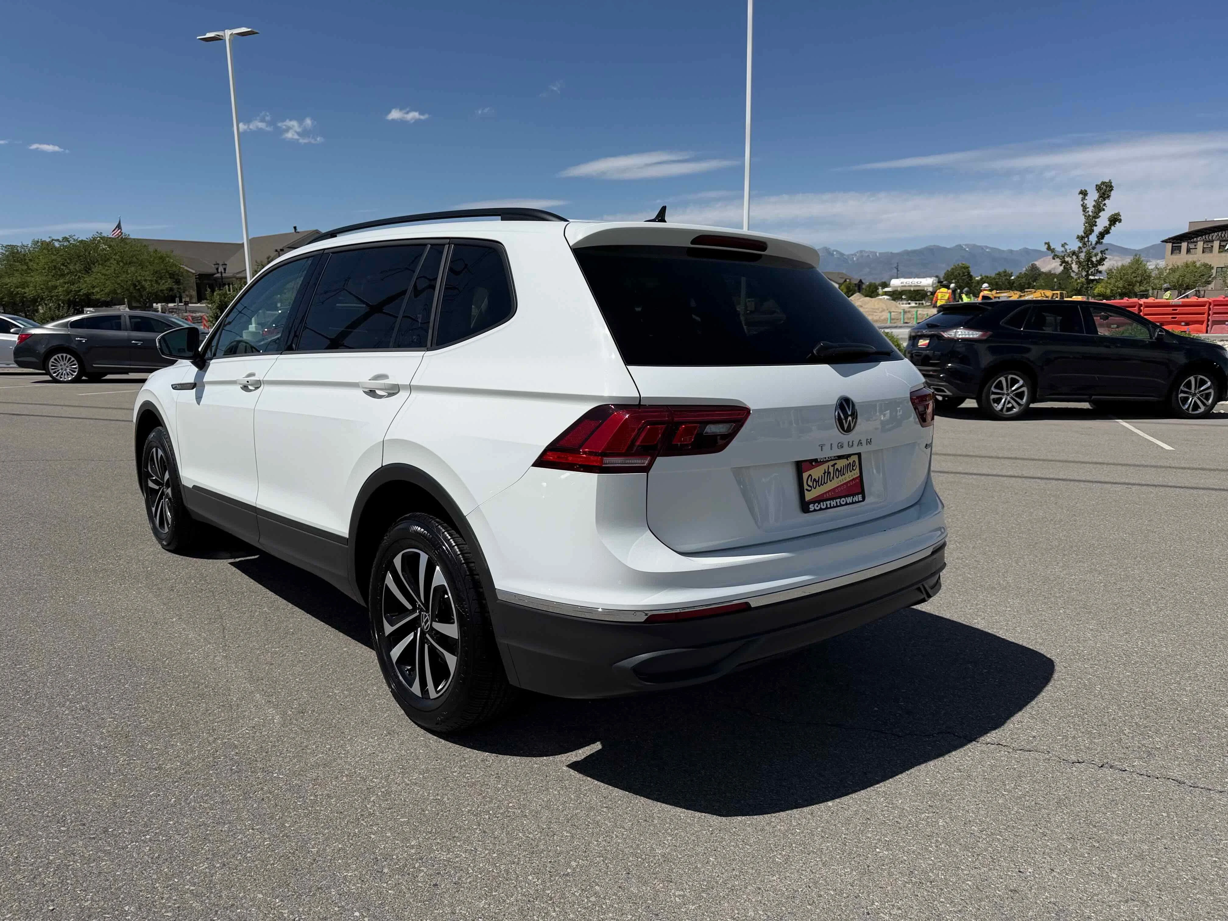 Used 2023 Pure White Volkswagen S image 3