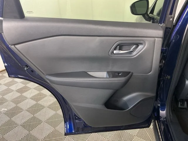 New 2027 Blue Nissan SV image 18