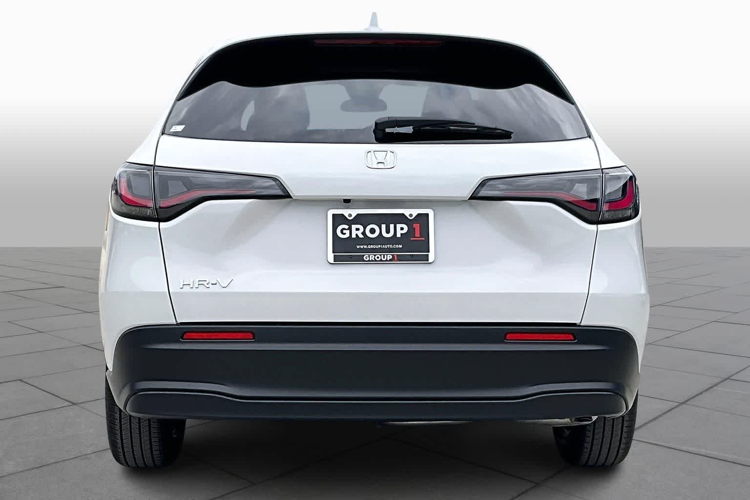 Used 2026 Platinum White Pearl Honda LX image 4