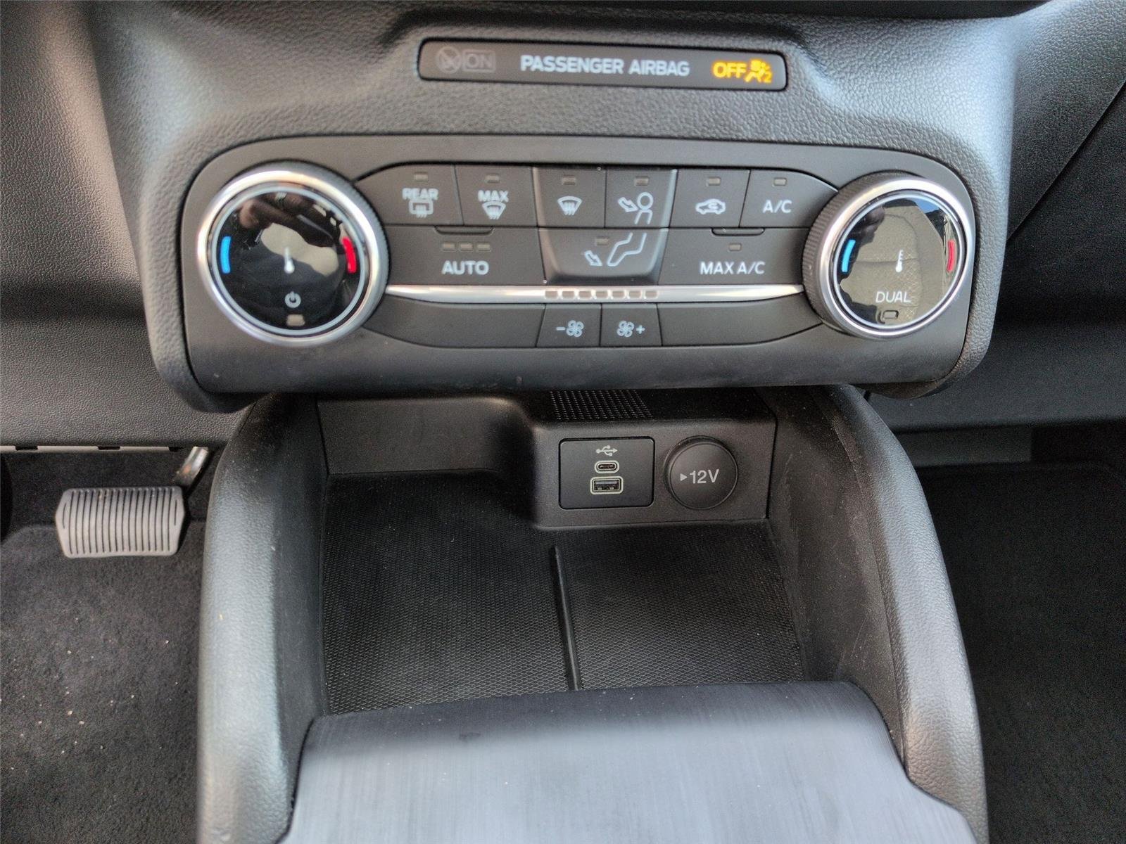Used 2025 Oxford White Ford Active image 20