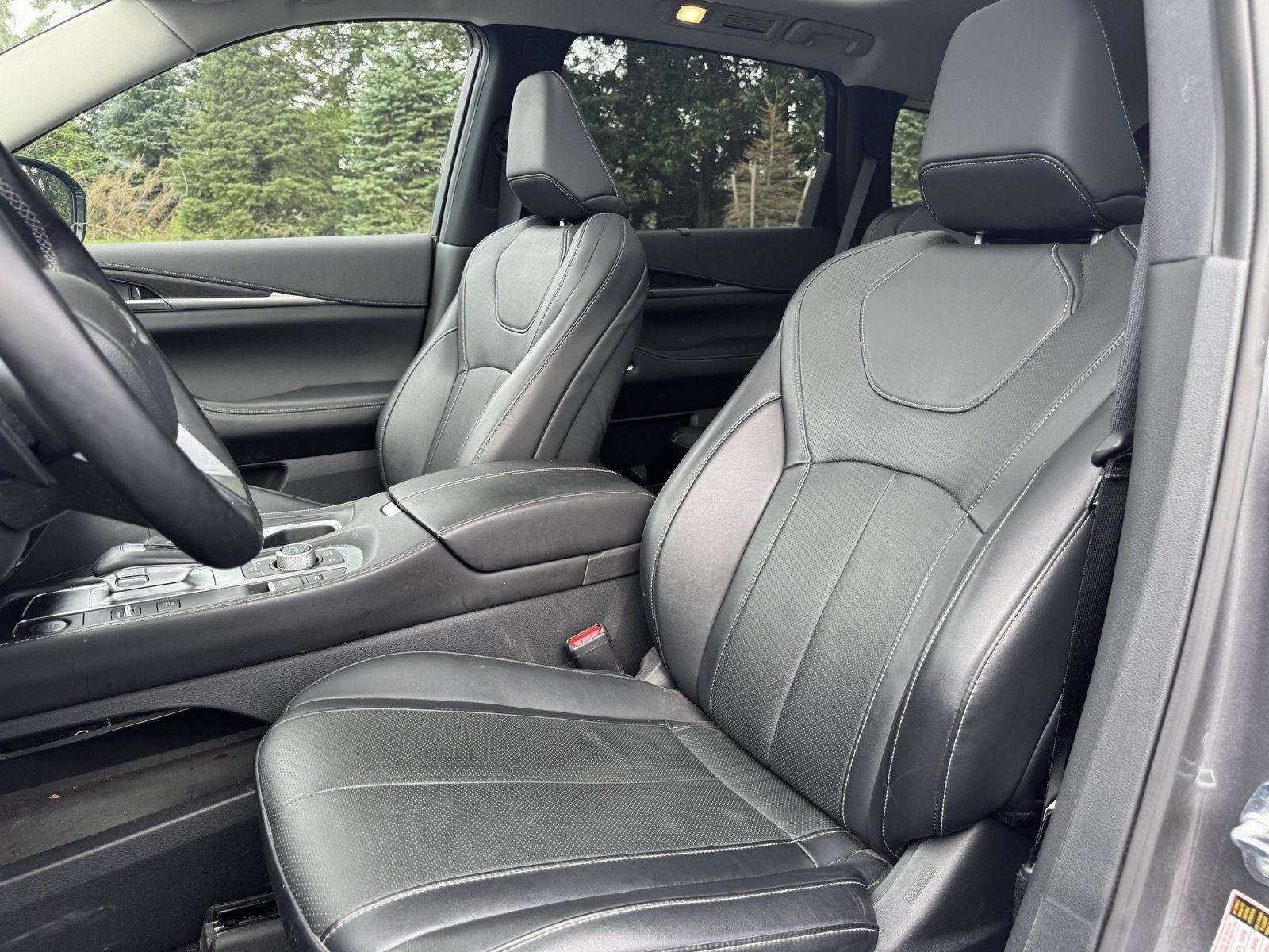 Used 2023 Graphite Shadow INFINITI SENSORY image 3
