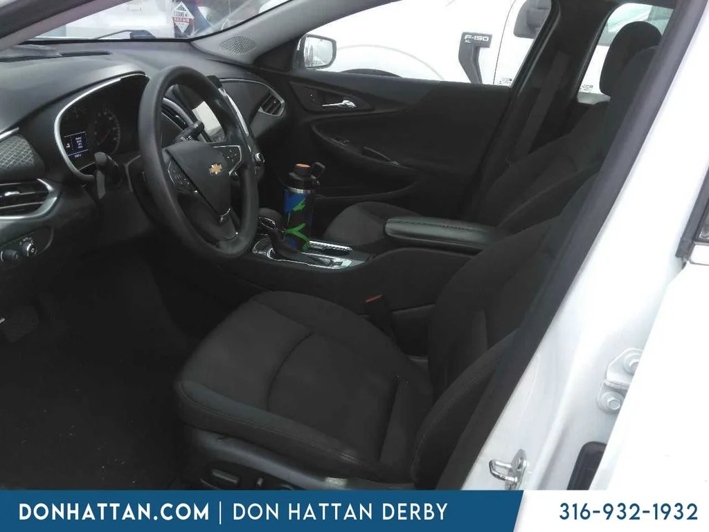 Used 2023 White Chevrolet LT image 2