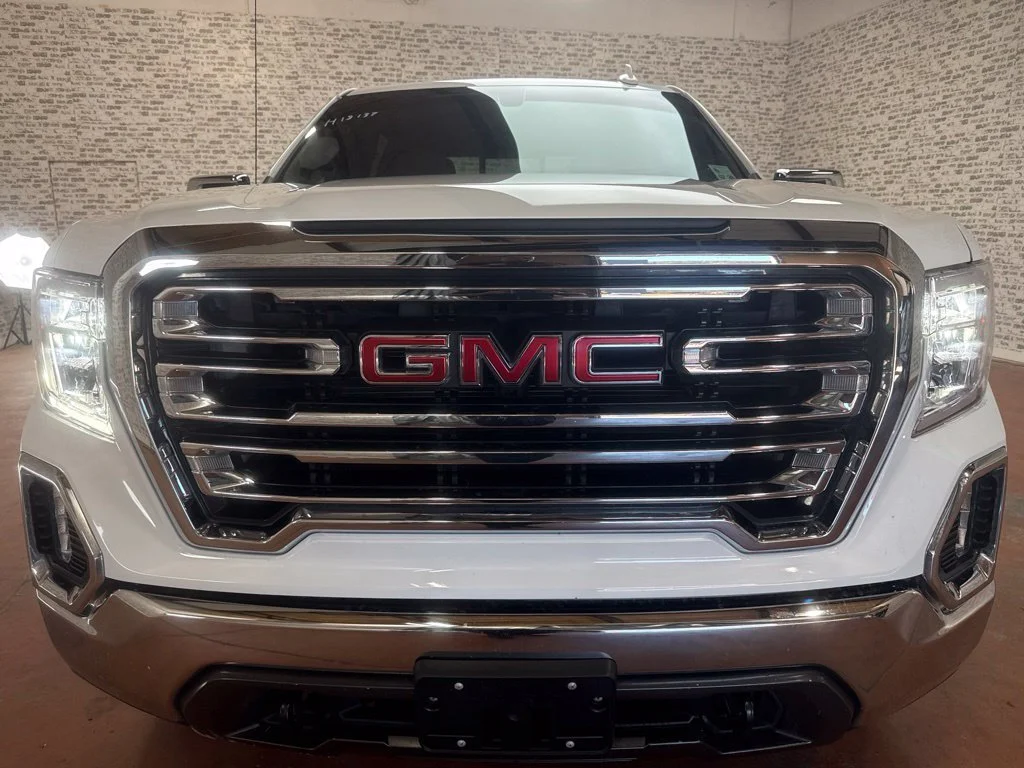 Used 2022 Summit White GMC SLT image 2