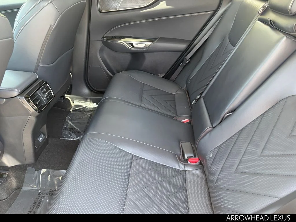 Used 2025 Black Lexus 350h Luxury image 12