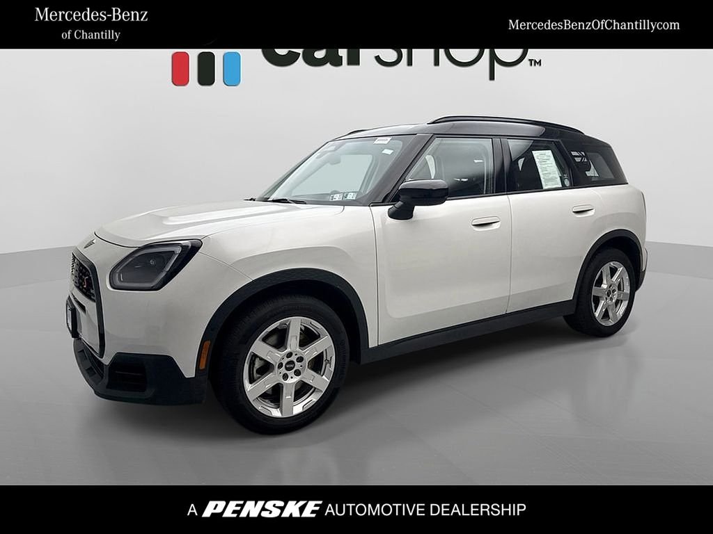 Used 2025 White Metallic MINI  image 1