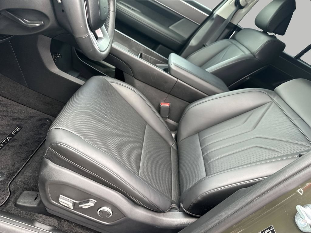 Used 2025 Rockwood Green Hyundai SEL image 12
