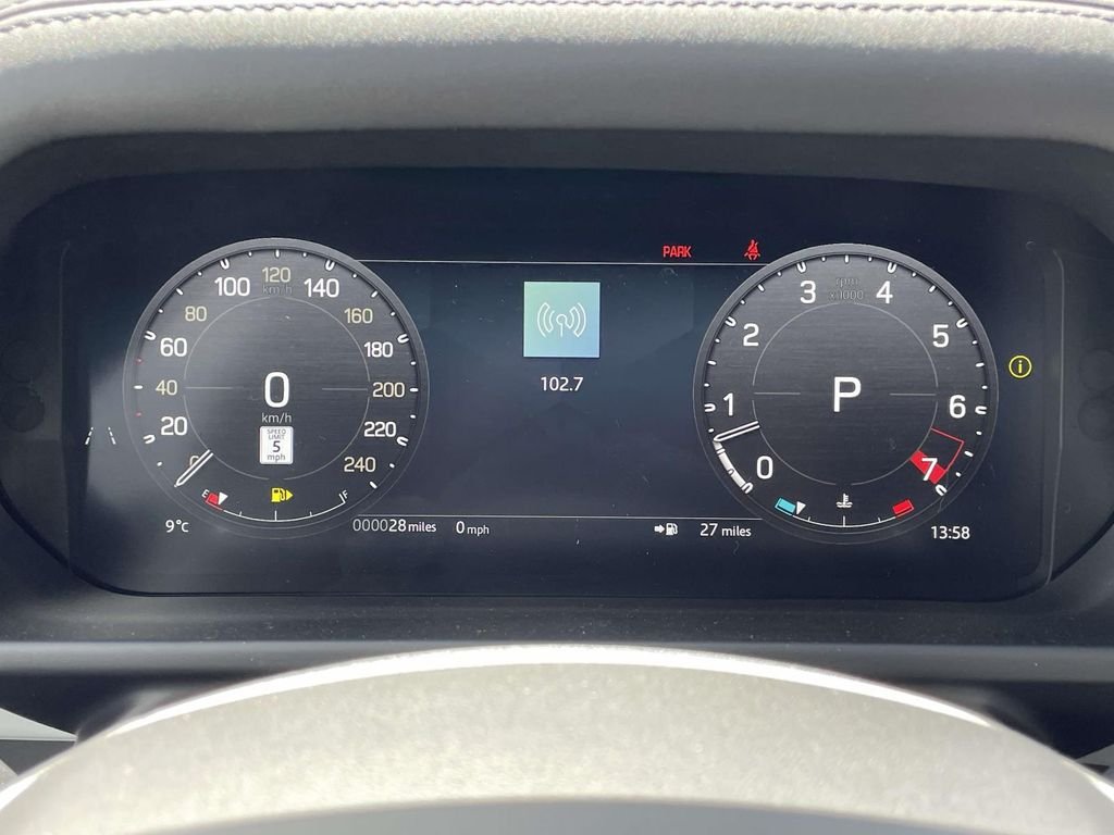 New 2026 Borasco Grey Land Rover X-Dynamic SE image 40