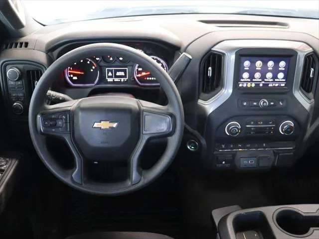 2024 Chevrolet Silverado 2500HD Custom - Photo 11