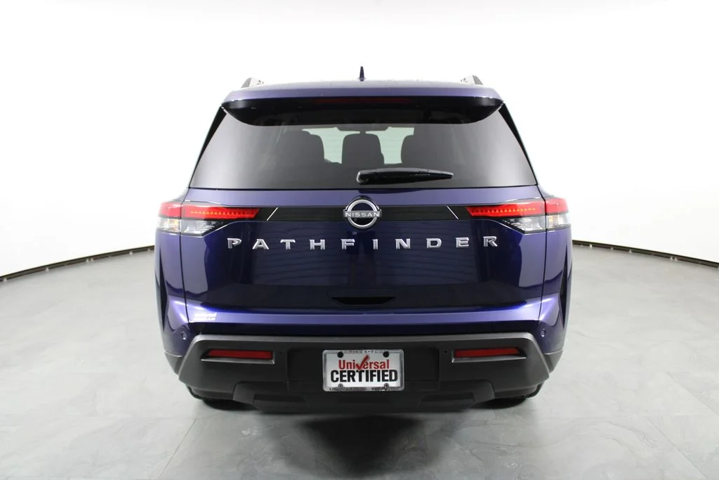 2025 Nissan Pathfinder SV - Photo 11