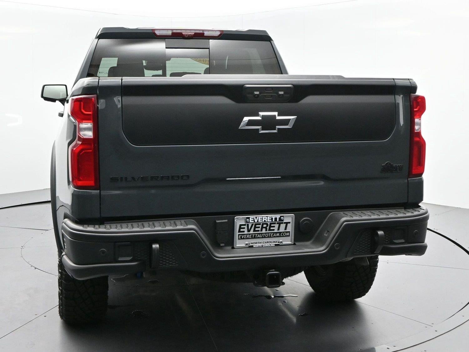 Used 2026 Cypress Gray Chevrolet ZR2 image 6