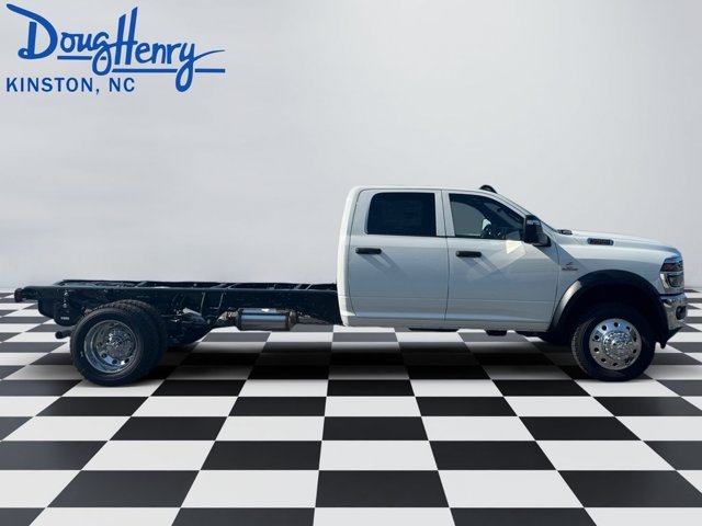New 2026 Bright White Clearcoat RAM Tradesman image 6