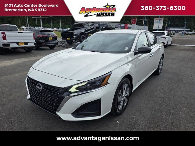 Used 2025 Glacier White Nissan S image 1