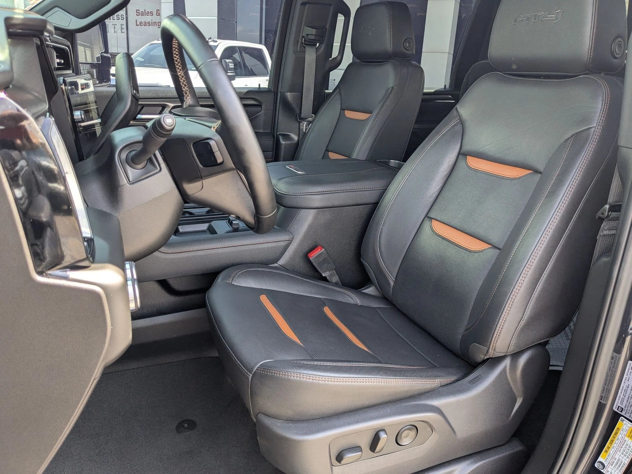 Used 2025 Titanium Rush Metallic GMC AT4 image 15