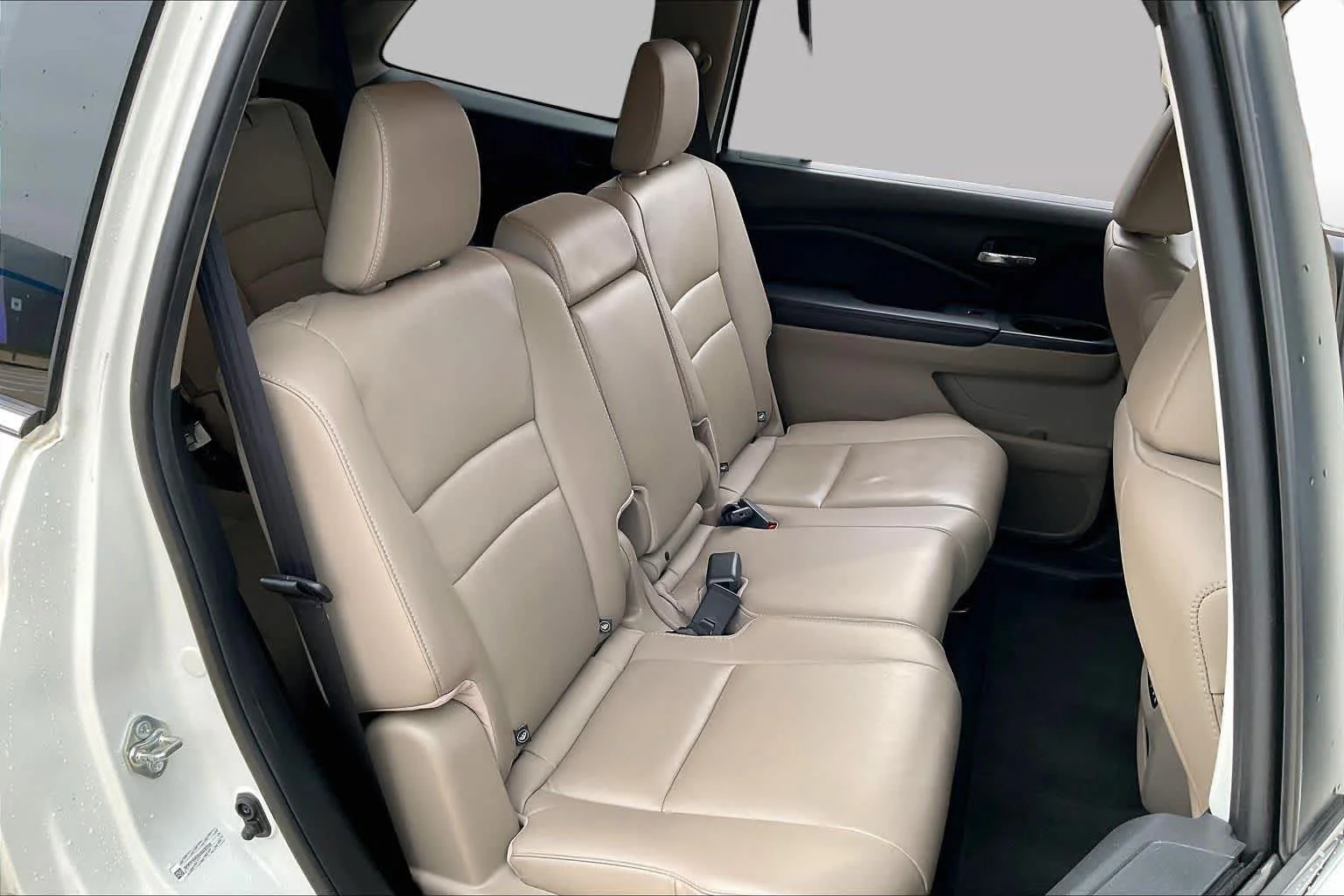 Used 2016 White Diamond Pearl Honda EX-L image 19