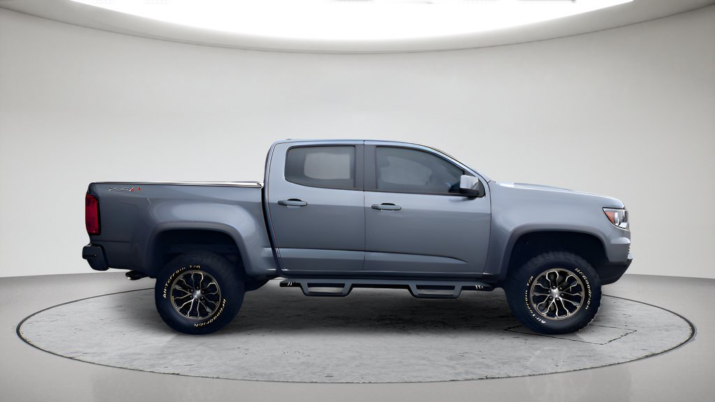 2022 Chevrolet Colorado ZR2 - Photo 2