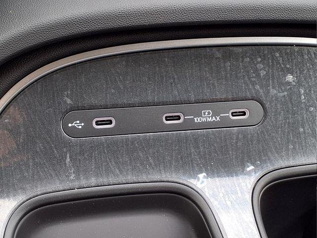 New 2026 Black Hyundai SEL 7P image 19