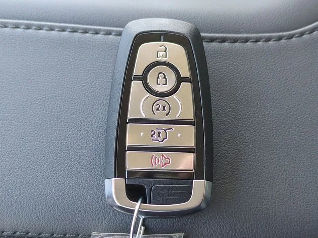 New 2026 Dark Matter Gray Metallic Ford MAX Active image 28