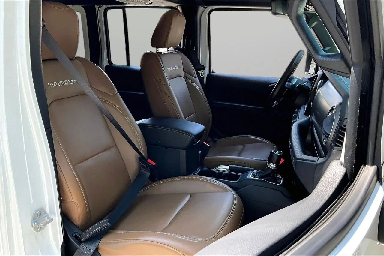 Used 2021 White Jeep Rubicon image 23