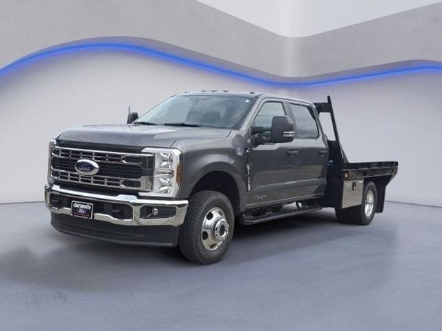 2025 Ford F-350 Super Duty Chassis Cab XL - Photo 25