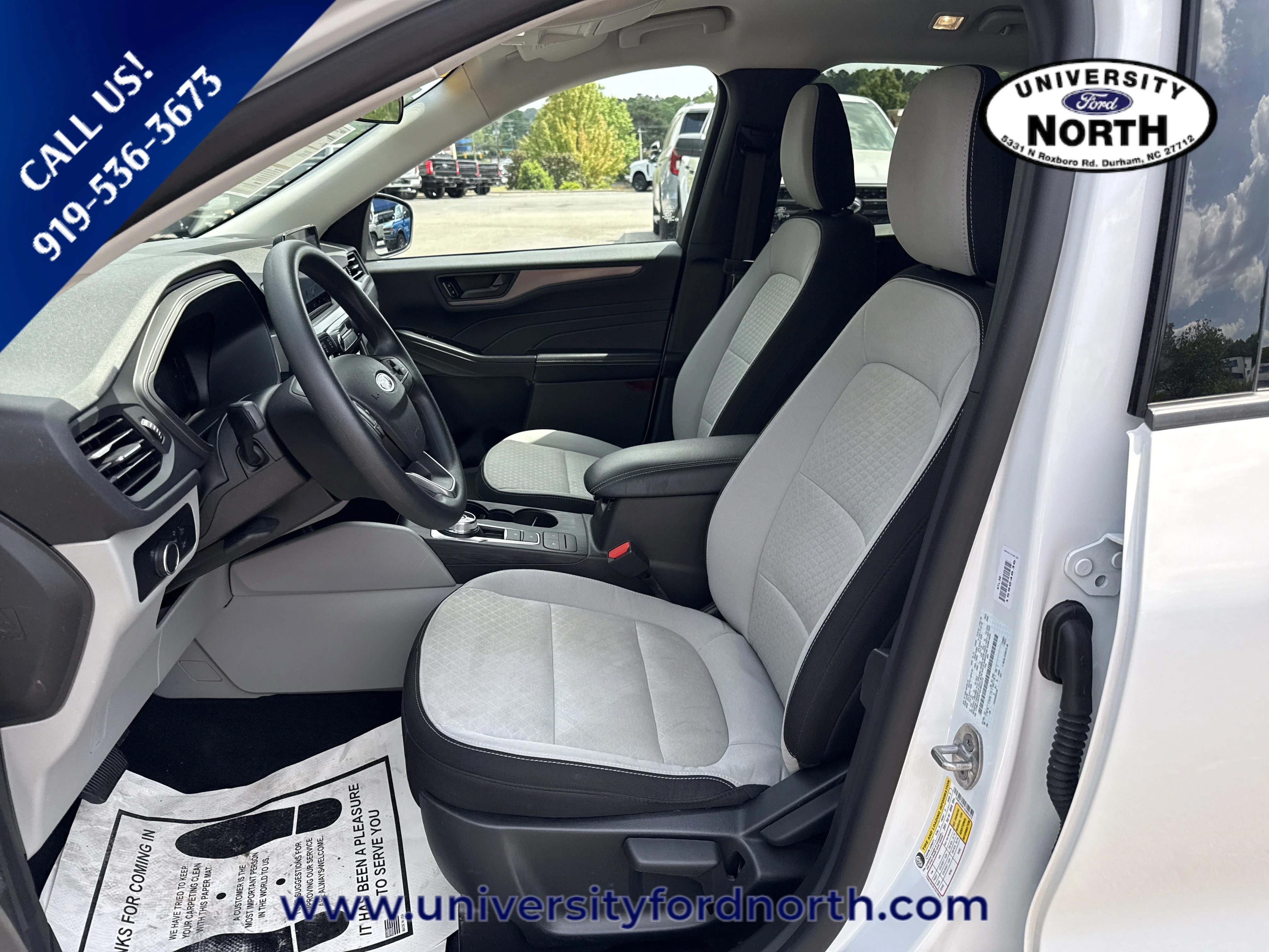 Used 2025 Oxford White Ford Active image 15