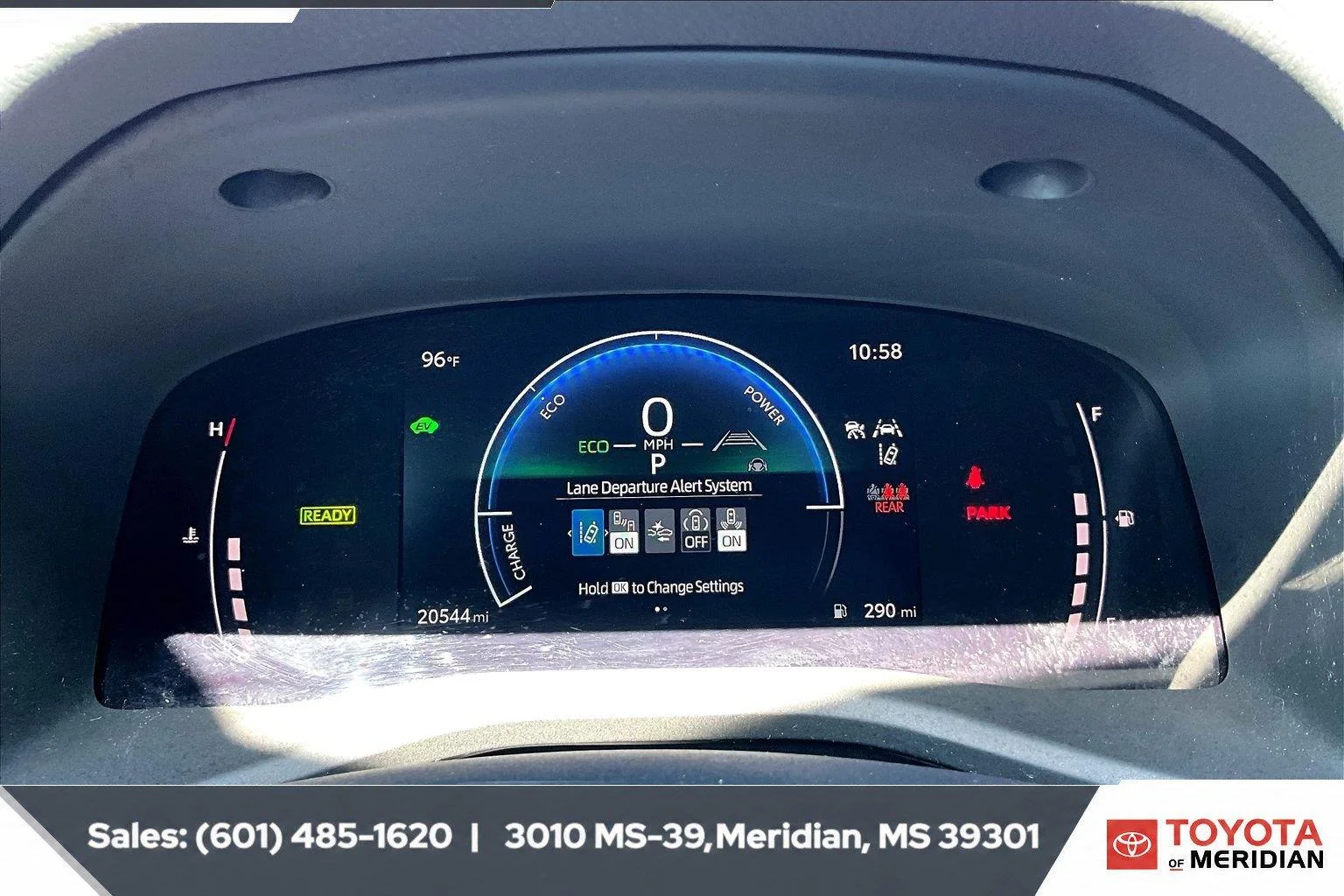 Used 2025 Ice Cap Toyota LE image 14