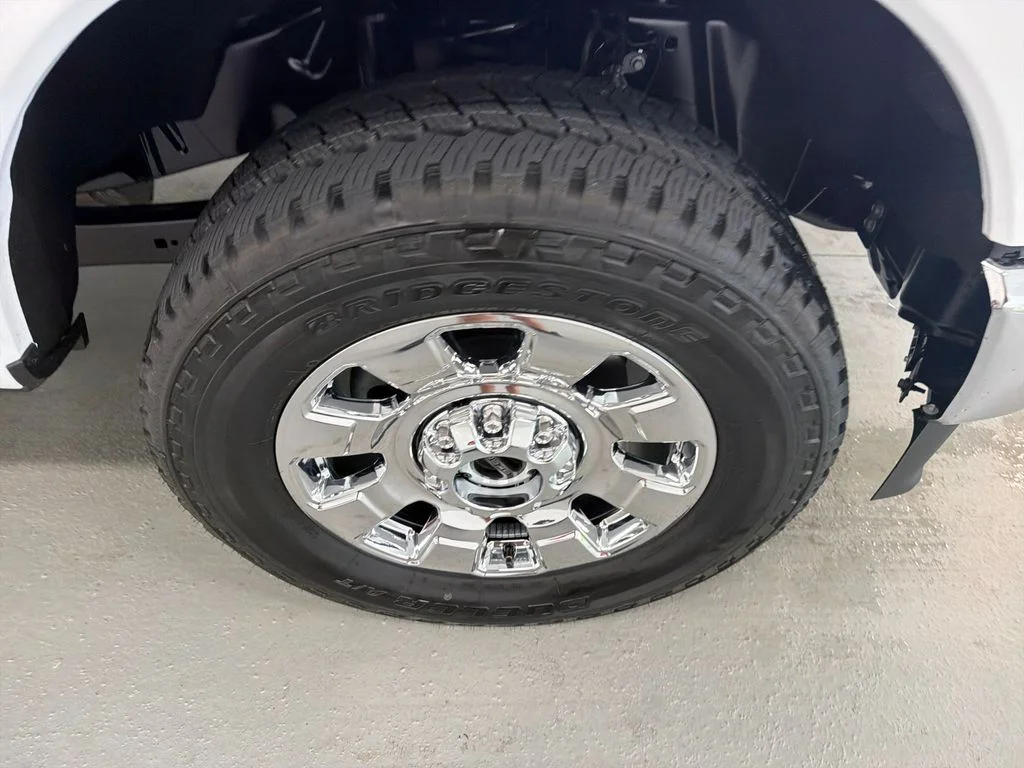 New 2026 Oxford White Ford F-350® Lariat® image 5