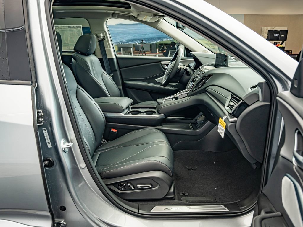 New 2026 Solar Silver Metallic Acura Technology Package image 36