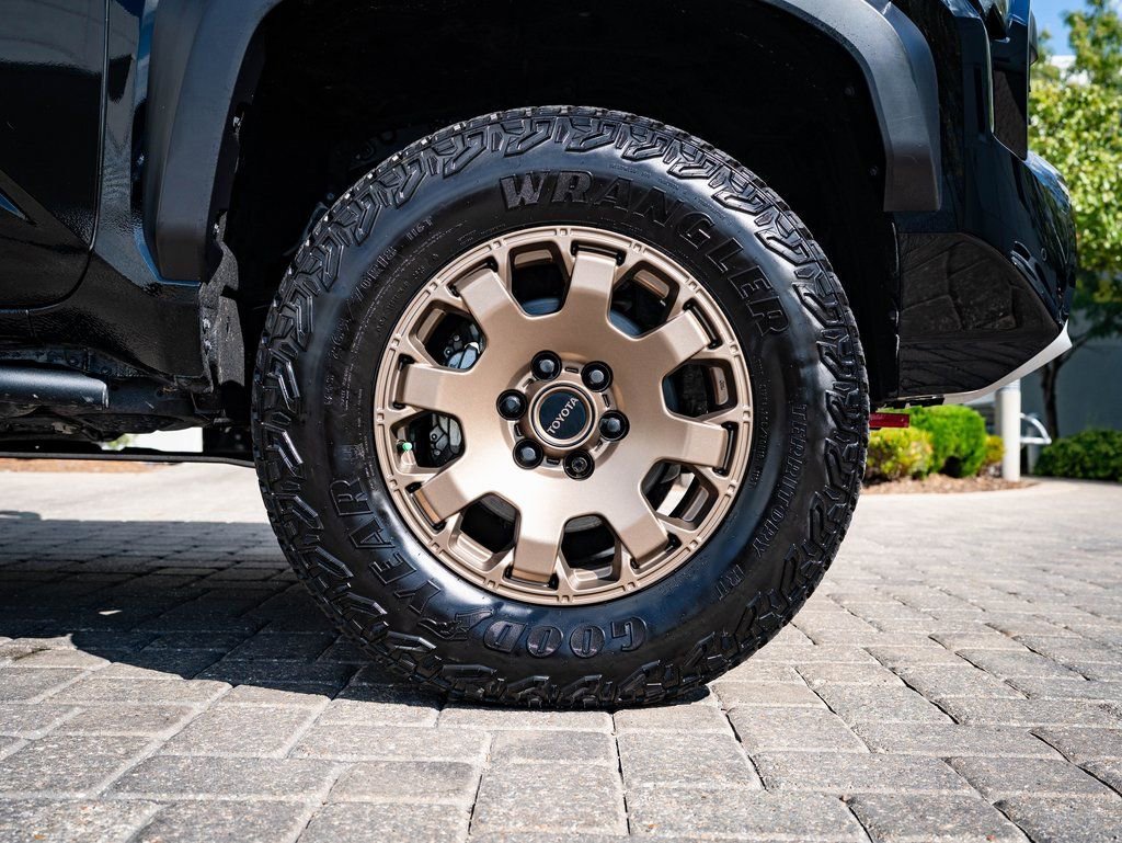 2025 Toyota Tacoma Trailhunter - Photo 12