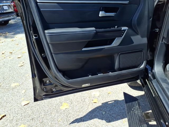 Used 2023 Black Toyota Platinum image 9