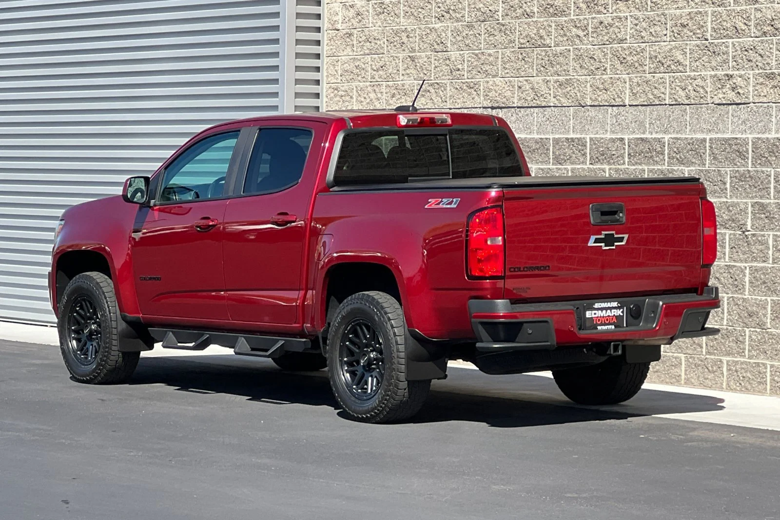 Used 2020 Cajun Red Tintcoat Chevrolet 4WD Z71 image 5