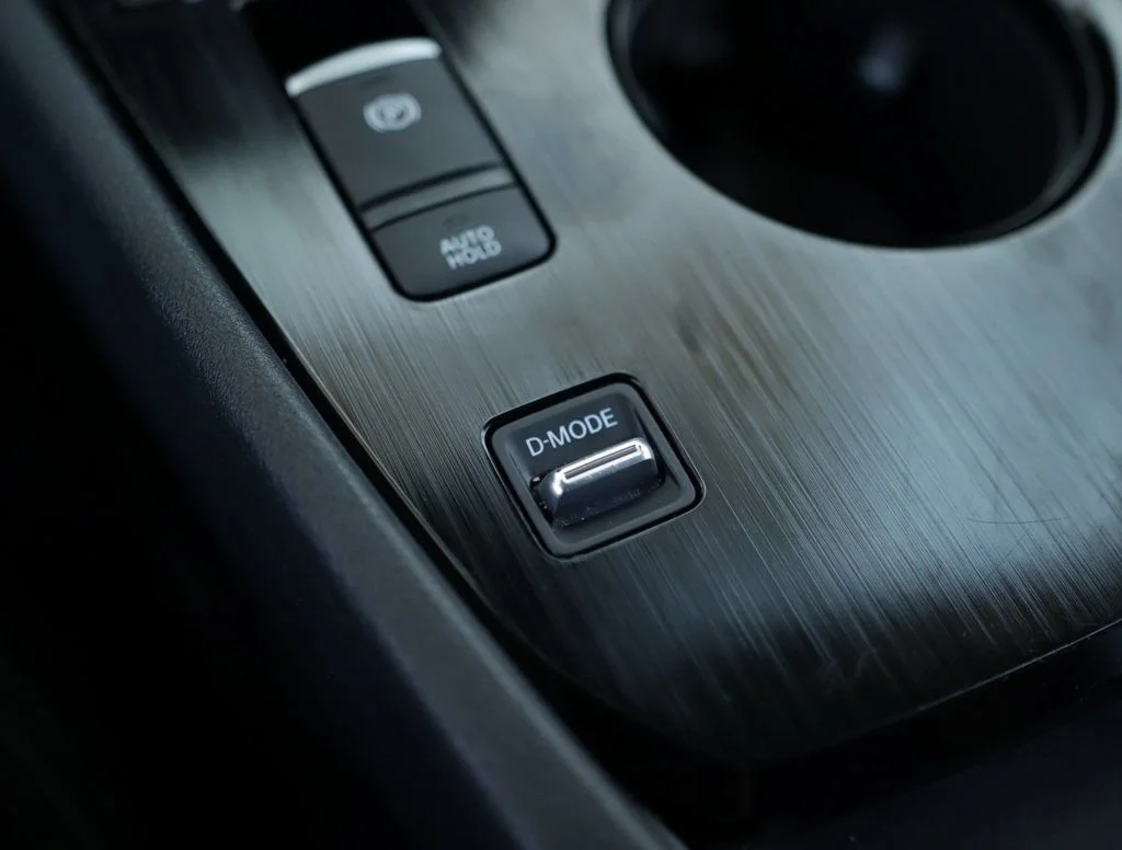 2023 Nissan Rogue SV - Photo 16