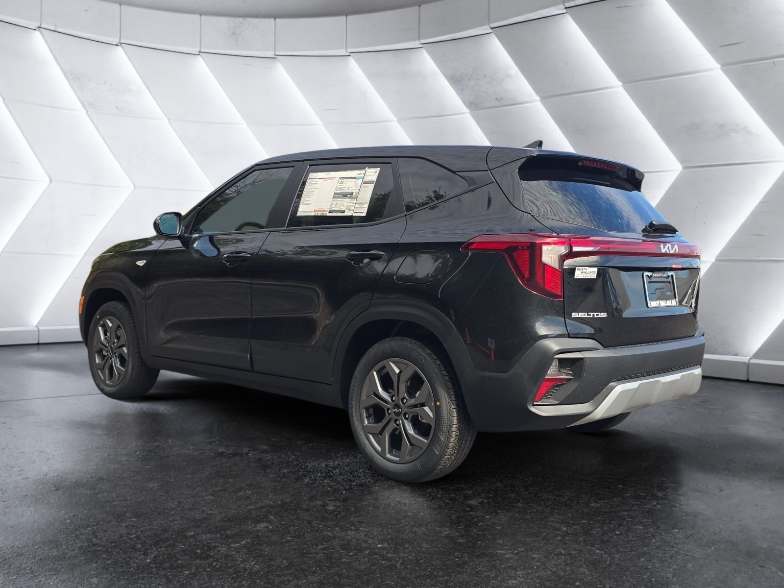 New 2026 Fusion Black Kia LX image 3
