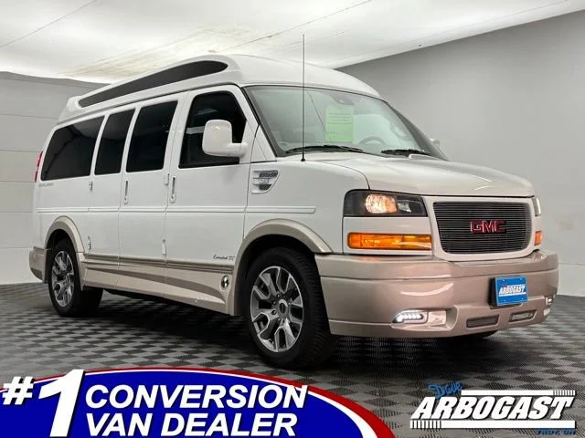2026 GMC Savana 2500's photo