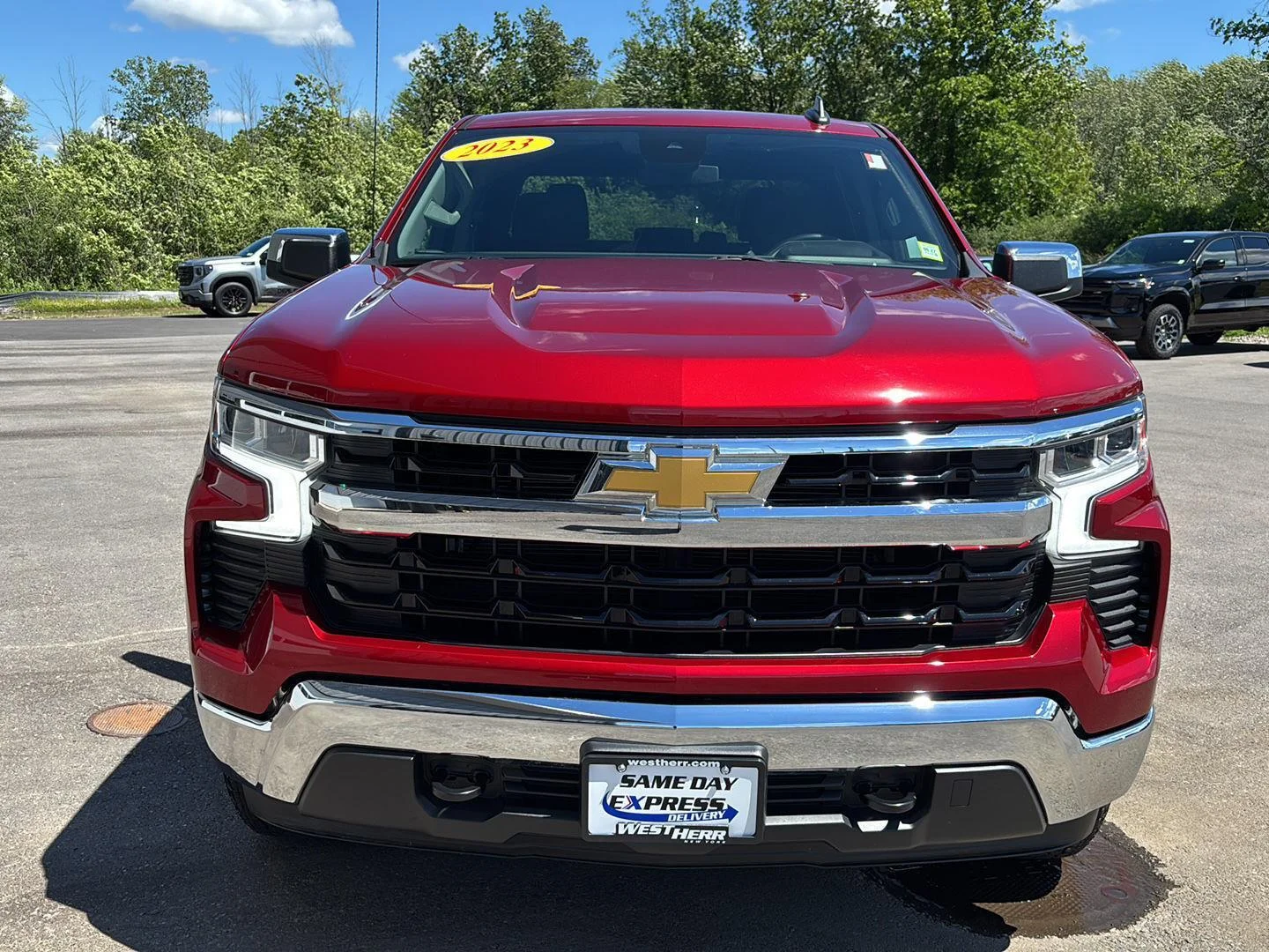 Used 2023 Radiant Red Chevrolet LT image 8