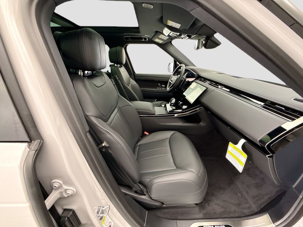 New 2026 Borasco Grey Land Rover Dynamic SE image 20