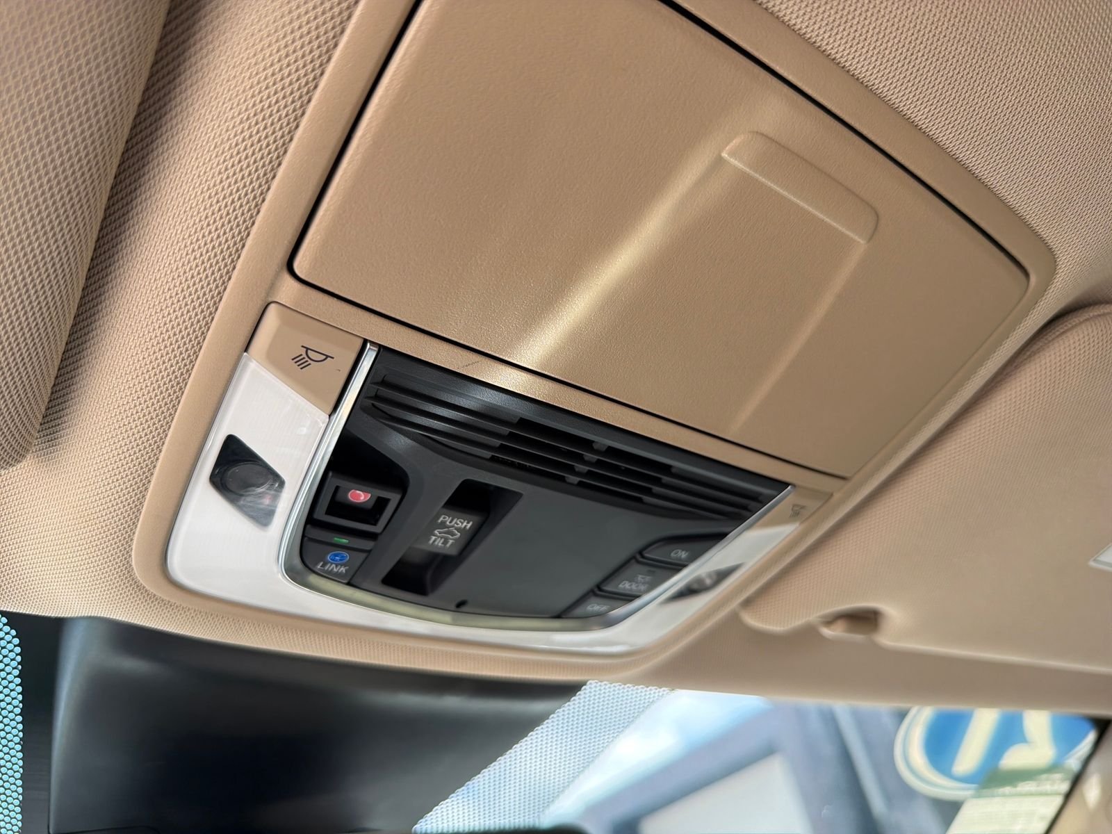 Used 2021  Acura Technology Package image 25