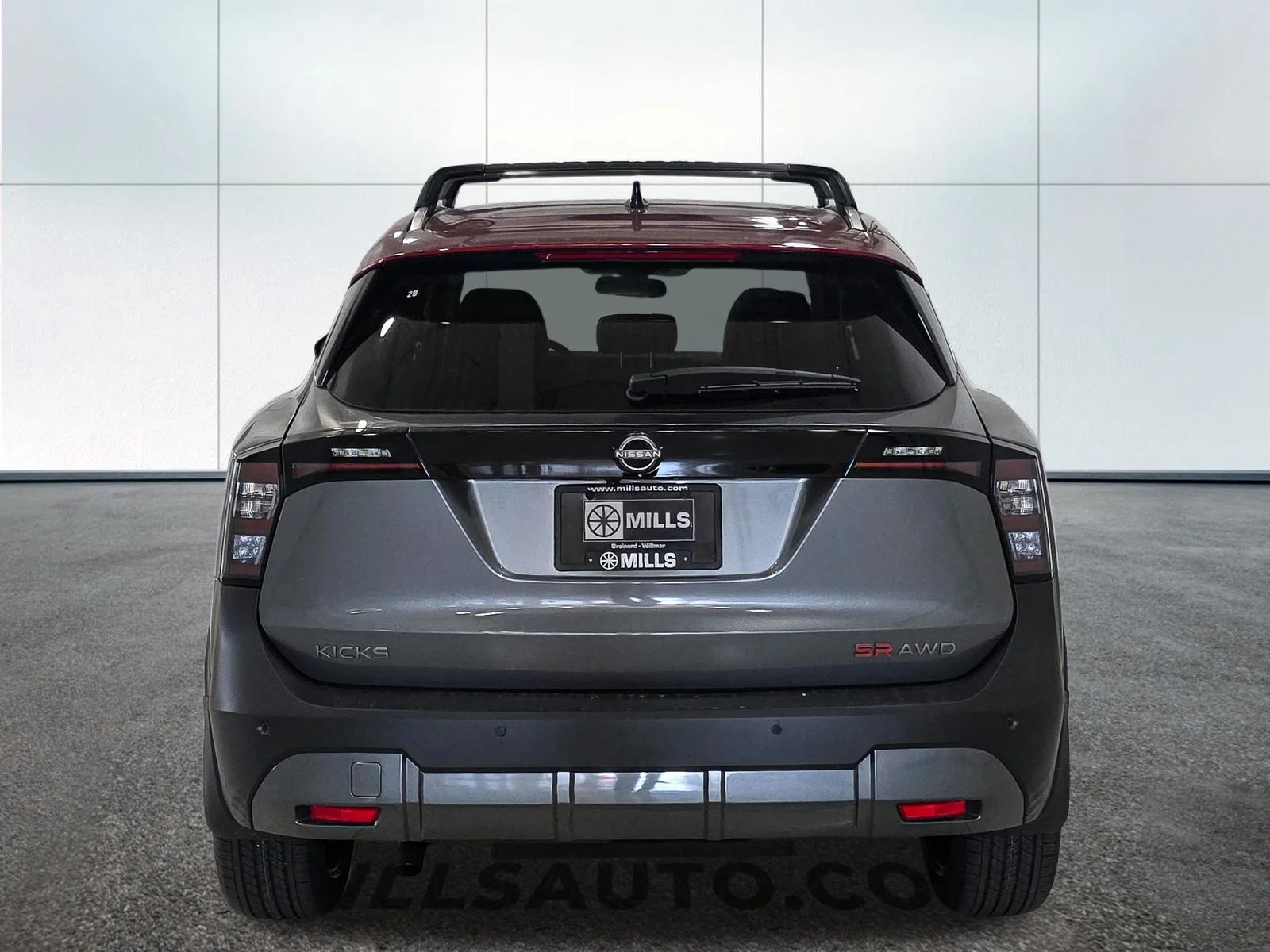 New 2026 Gun Metallic / Scarlet Ember Tintcoat Two-tone Nissan SR image 6