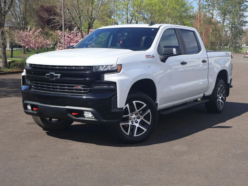 2020 Chevrolet Silverado 1500 LT Trail Boss 4WD Crew Cab Short Box's photo