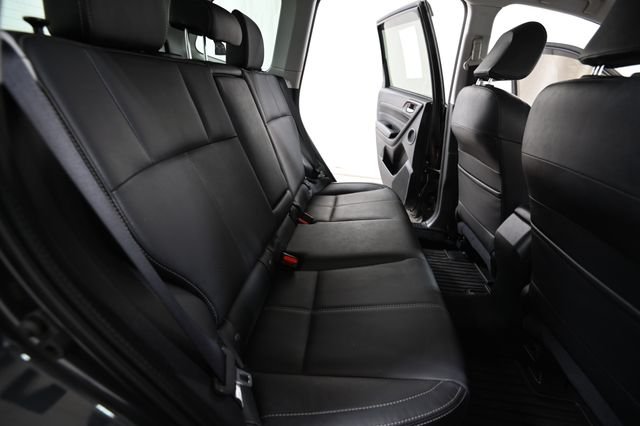 Used 2018 Gray Subaru 2.0XT Touring image 28