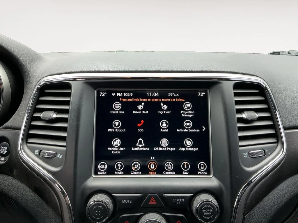 Used 2018 Silver Jeep Altitude image 15
